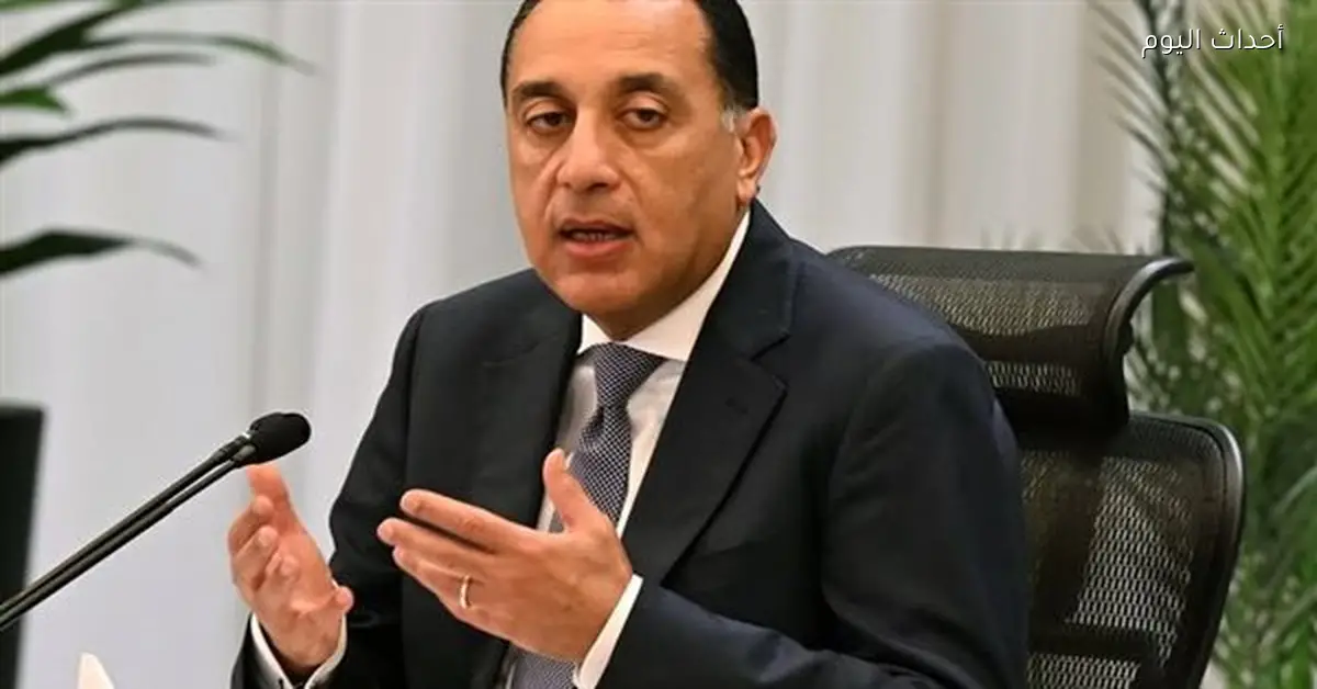 رئيس الوزراء يزور مشروعات حياة كريمة في القليوبية