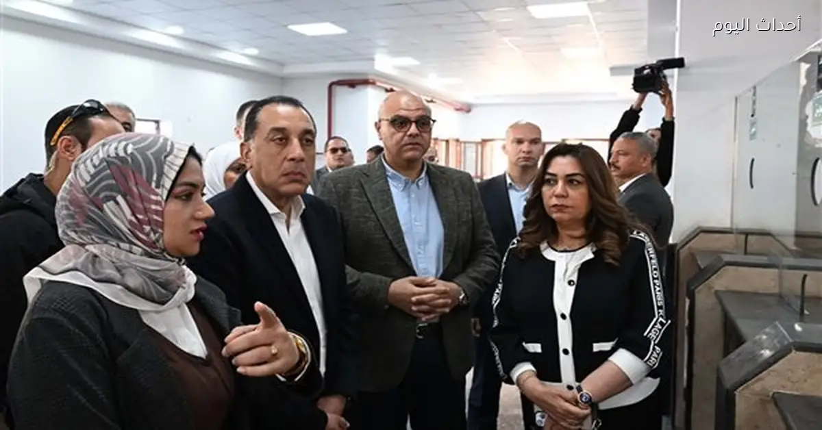 رئيس الوزراء يتفقد المركز التكنولوجي في طحانوب خلال جولته بالقليوبية