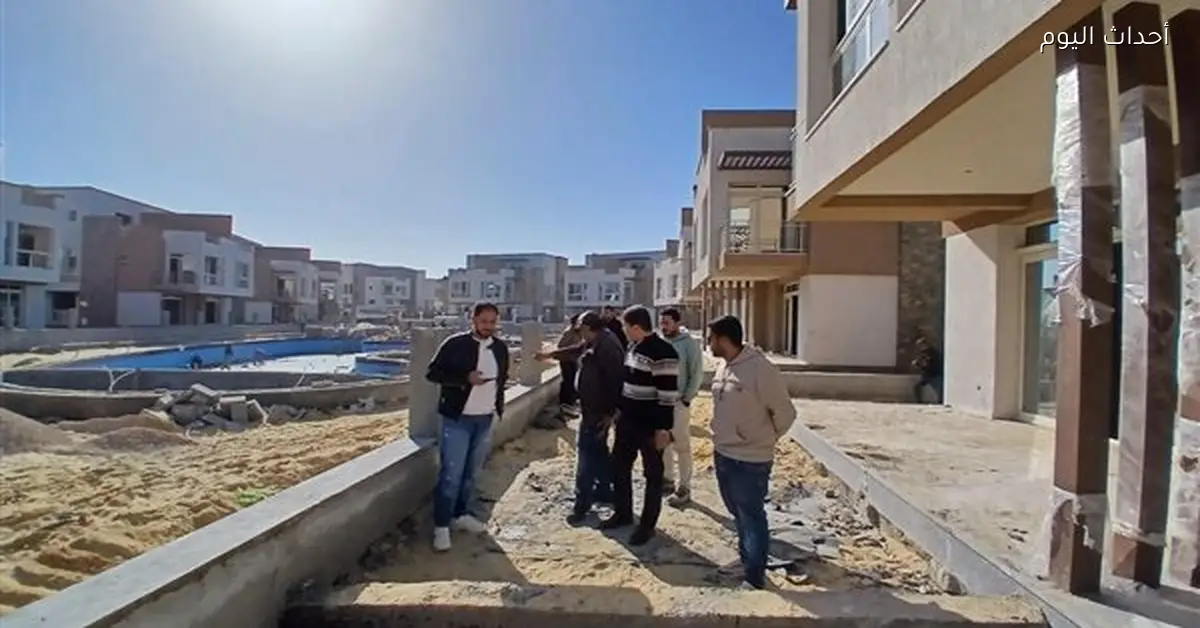 رئيس جهاز القرى السياحية يتفقد مشروعات مارينا 8