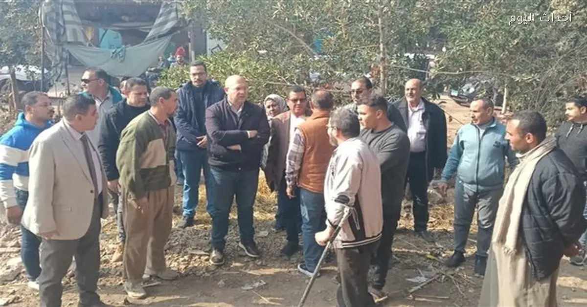 نائب محافظ الجيزة يتفقد قرية دهشور لمتابعة الأعمال
