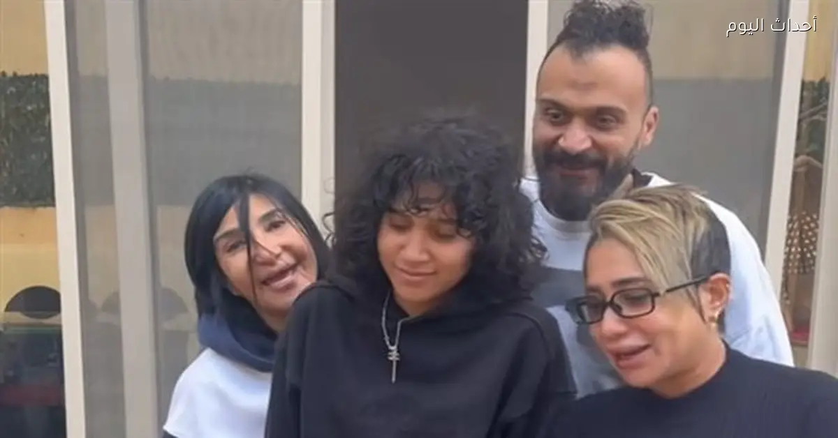 إبراهيم سعيد يحتفل بعيد ميلاد ابنته وسط أجواء عائلية رغم الأزمات