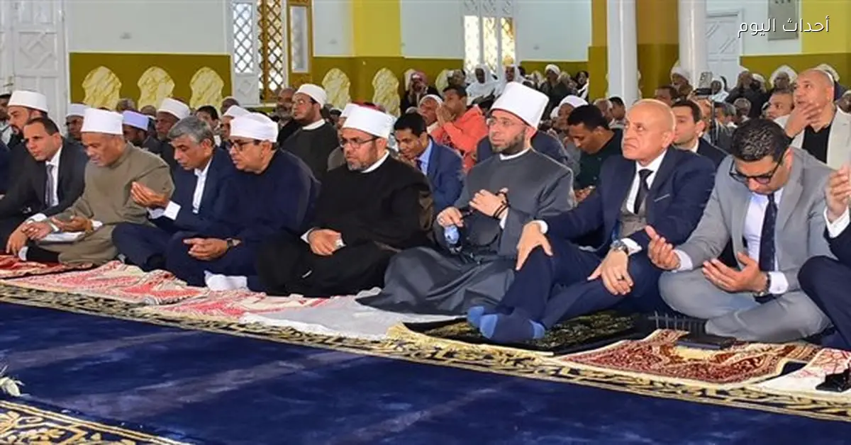 أسرة شيخ الأزهر تحضر جمعة الأقصر مع نجل الإمام الأكبر