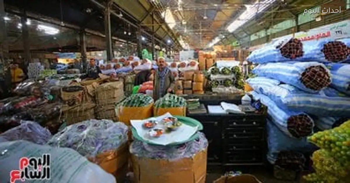 أسعار الخضراوات والفاكهة في أسواق أسوان اليوم الثلاثاء تتراجع