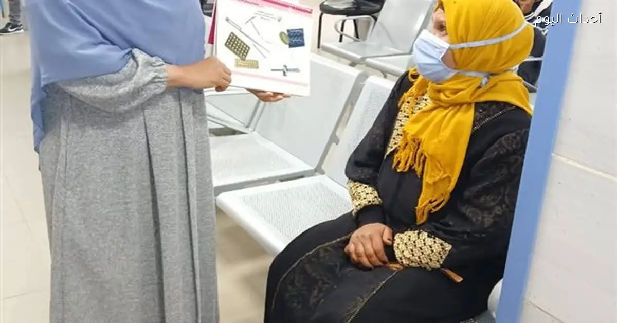 الرائدات الريفيات يعززن التوعية بتنظيم الأسرة في السويس