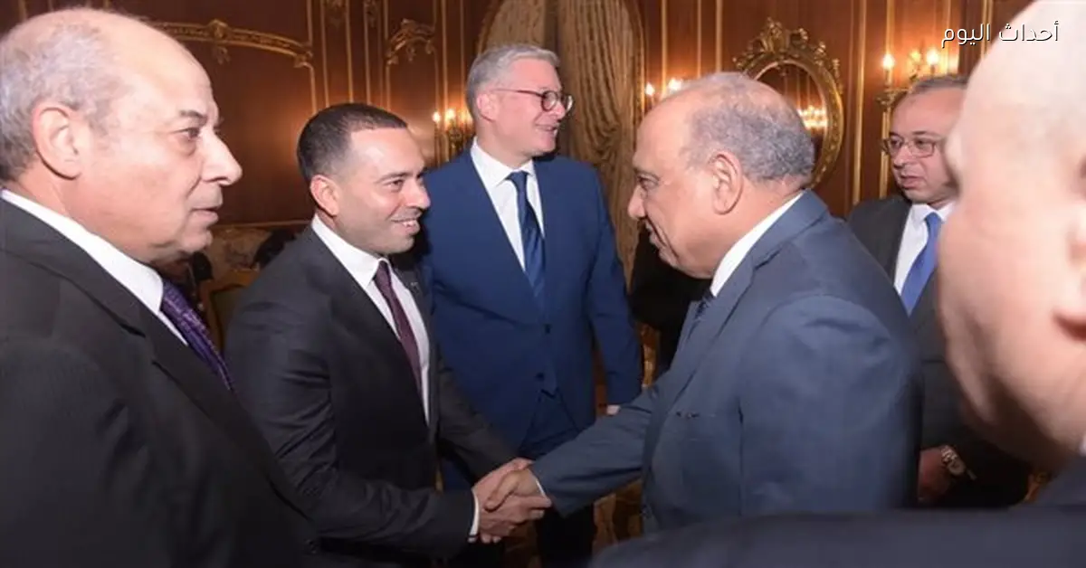 النائب محمد زكي يشارك في مؤتمر الأهرام للطاقة بحضور 5 وزراء