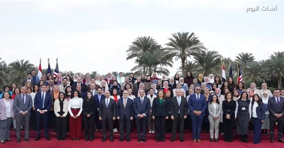 برامج تدريبية للشباب والمرأة لفرص عمل رقمية جديدة