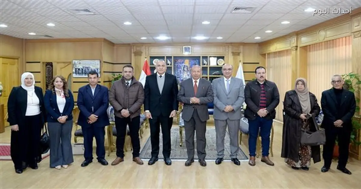 جامعة المنصورة تتعاون مع تعليم الكبار لمحو الأمية