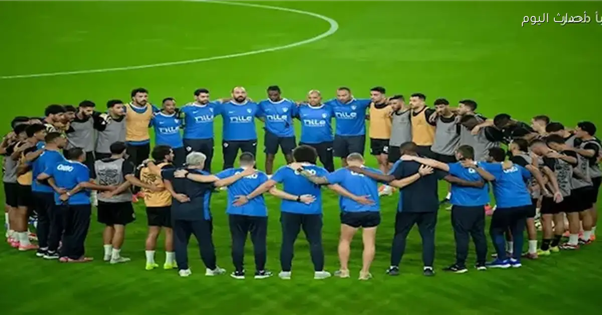 جلسة تحضيرية بين مدرب الزمالك واللاعبين قبل التدريب اليوم