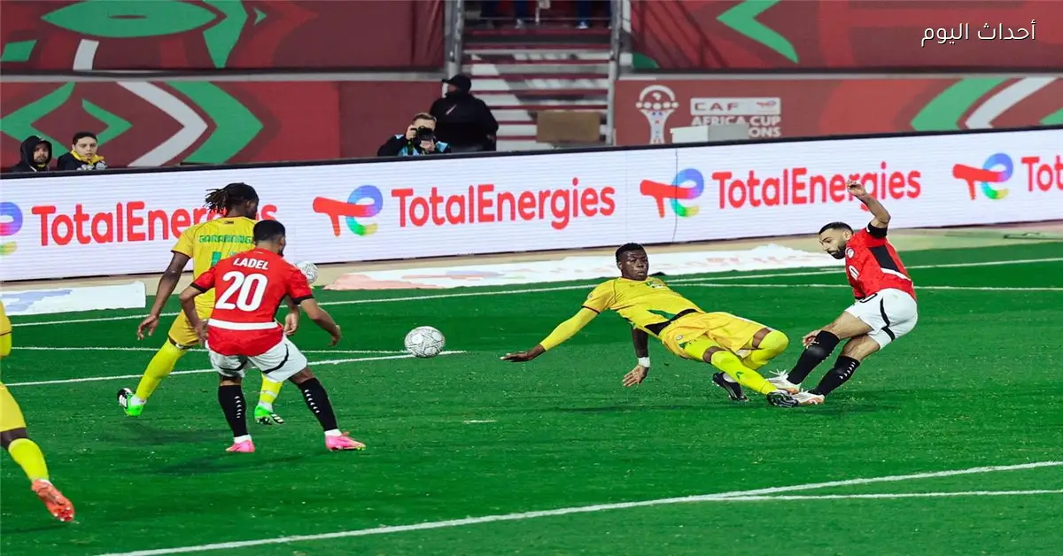 حازم إمام ينتقد دفاع منتخب مصر ويؤكد أن الاختبار الحقيقي أمام جنوب إفريقيا