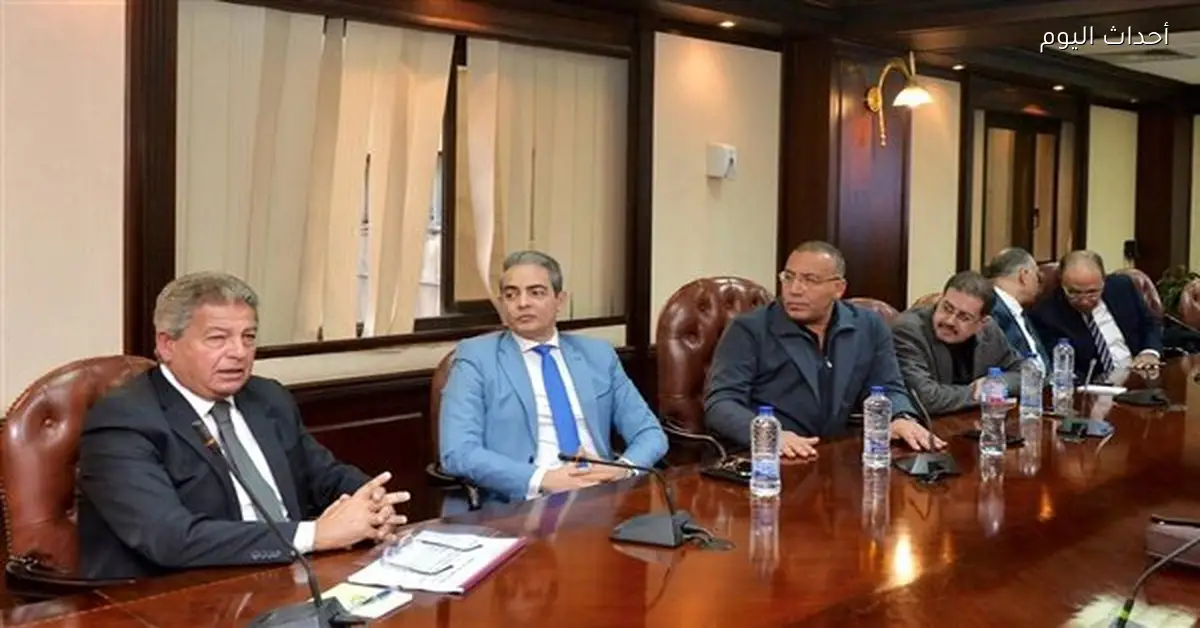 رئيس الإعلام يناقش توصيات لجنة التحول الرقمي