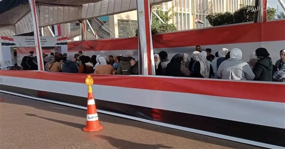 رئيس مدينة الحسينية يزور اللجان وسط إقبال كبير من السيدات