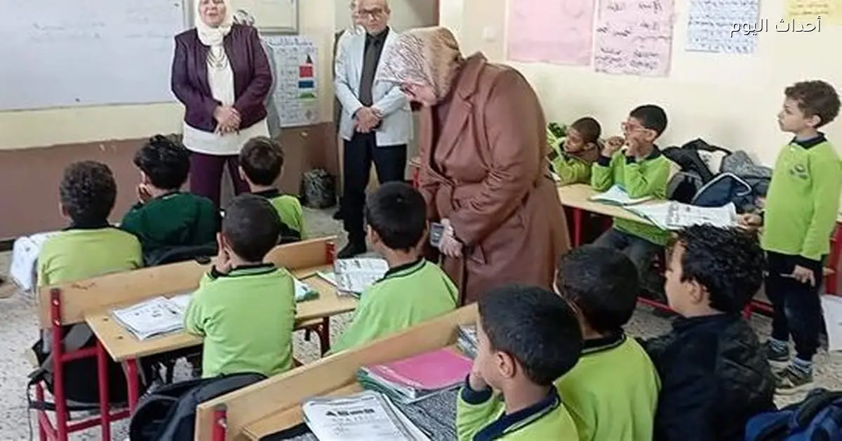 رئيسة الإدارة المركزية للتعليم تتابع سير الدراسة في مدارس بني سويف