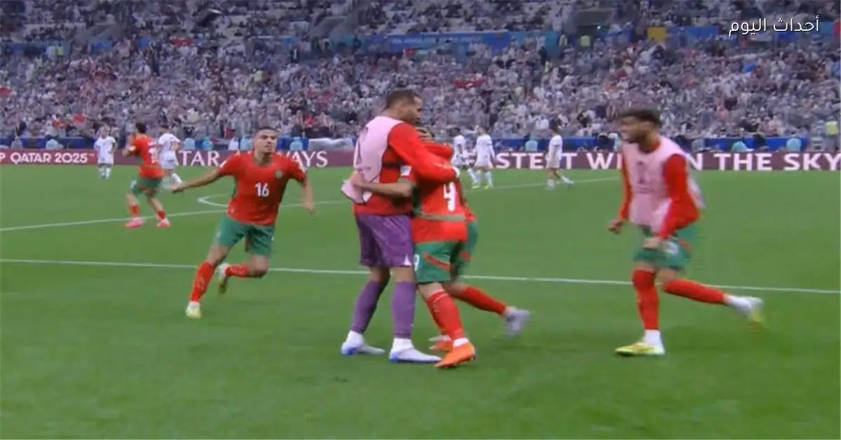 عبد الرزاق حمد الله يحرز الهدف الثالث للمغرب في شباك الأردن