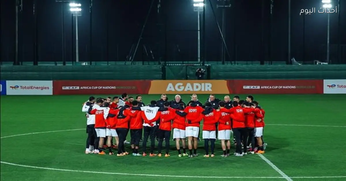 عمرو زكي للاعبي المنتخب: في 2008 لم نكن مرشحين للفوز بالبطولة