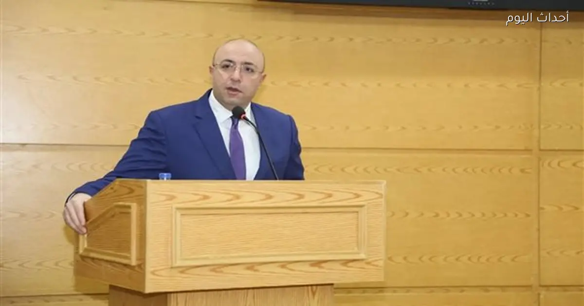 محافظ بني سويف يحل شكاوى المواطنين بشأن الصرف الصحي والطرق