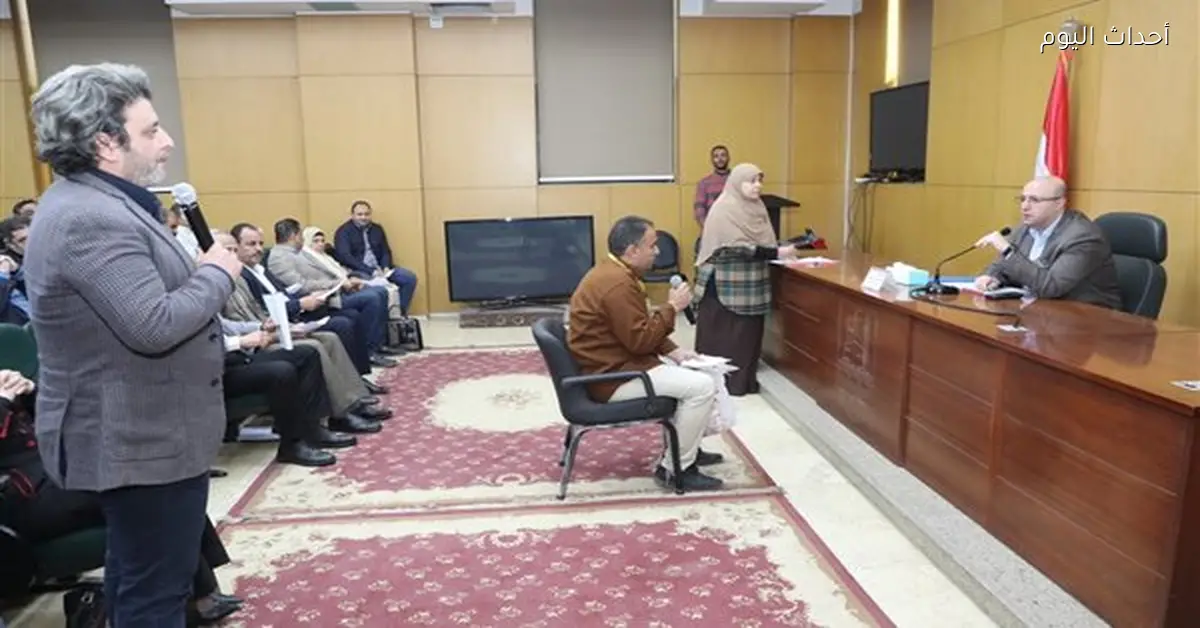 محافظ بني سويف يستجيب لشكاوى المواطنين ويتابع تنفيذ التوجيهات