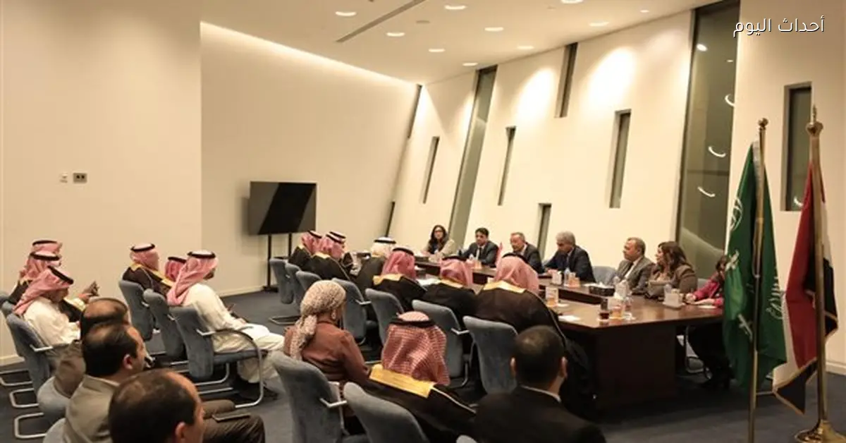 وزير السياحة يبحث التعاون مع وزير الحج السعودي