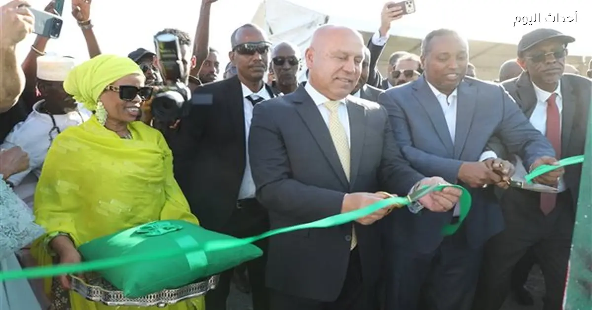 وزير الصناعة يطلق محطة الطاقة الشمسية في عرتا جيبوتي