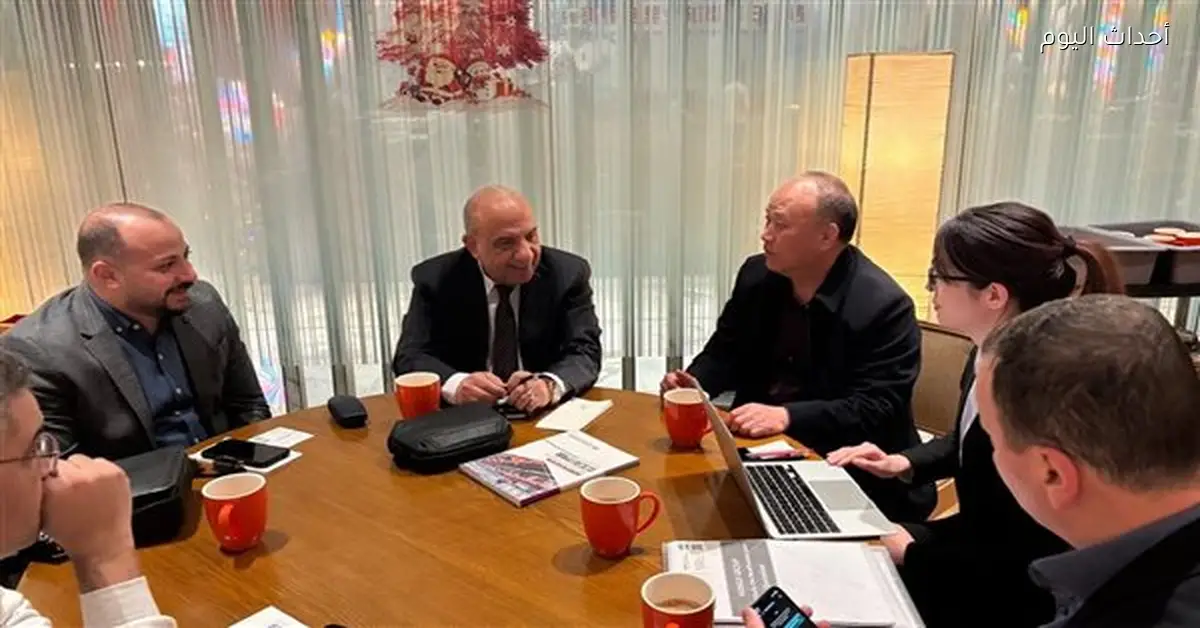 وزير الكهرباء يناقش توطين صناعة الكابلات عالية الجهد