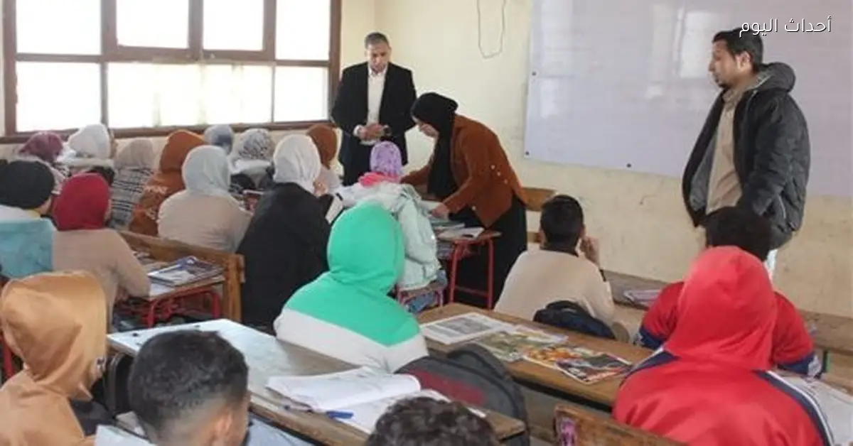 وكيل تعليم الجيزة يتفقد المدارس فجأة للتأكد من الانضباط وجودة التعليم