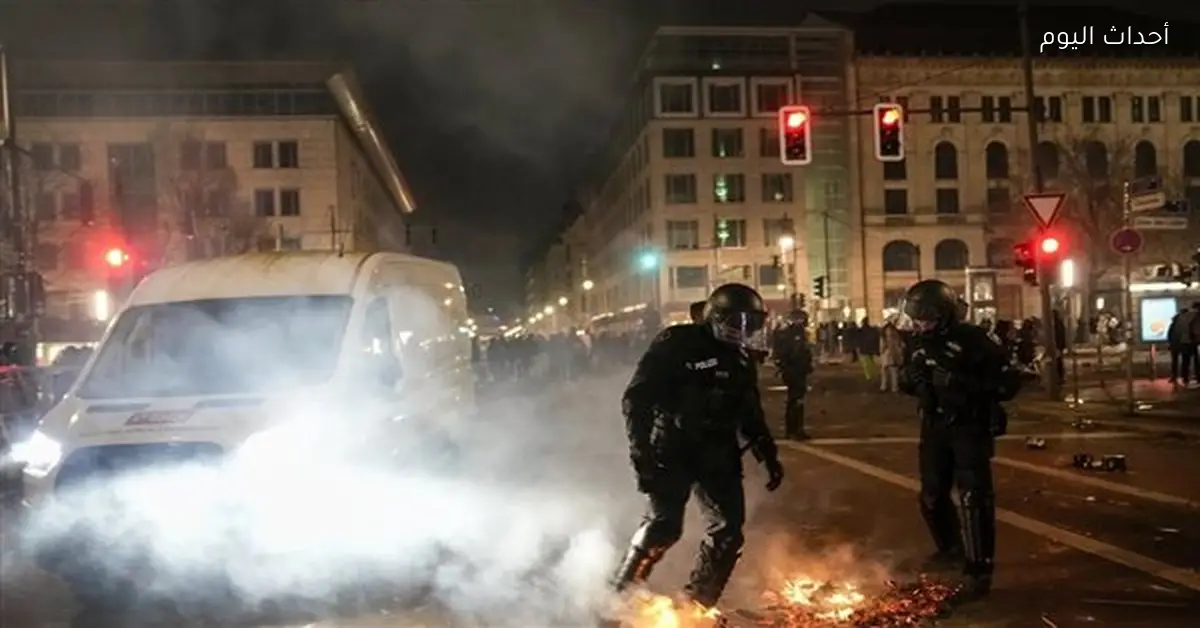 اعتقال 430 شخصًا وإصابة عدد من رجال الشرطة في شغب ليلة رأس السنة في ألمانيا