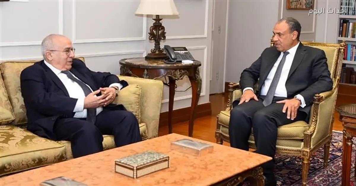 وزير الخارجية يلتقي المبعوث الأممي للسودان ويبحث الأوضاع في الخرطوم