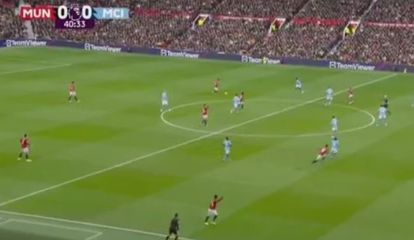 Manchester United vs Manchester City live
