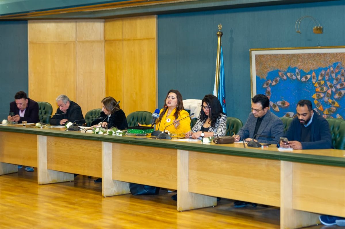 جانب من الندوة