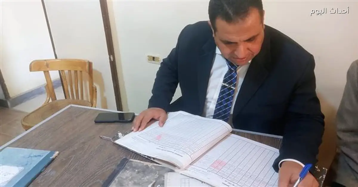 مدير القوى العاملة بقنا يزور مكتب تفتيش نقادة