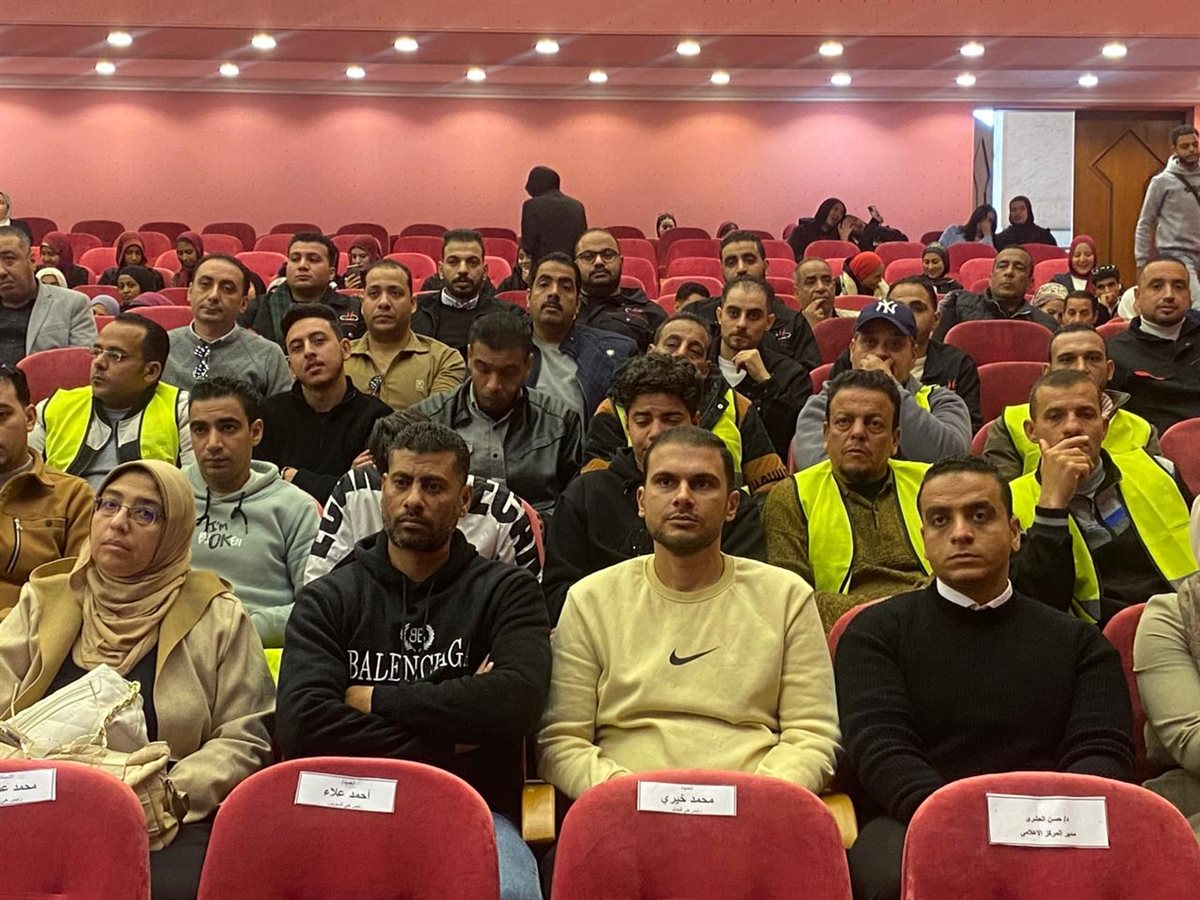 جانب من مبادرة «سلامتك تهمنا»