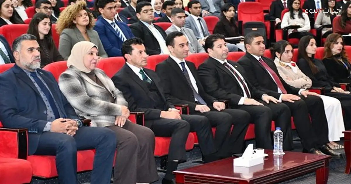 أشرف صبحي يشارك في محاضرة سامح شكري عن الدبلوماسية الشبابية