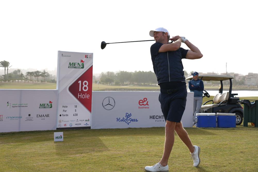 كريس وود يتوج بلقب 