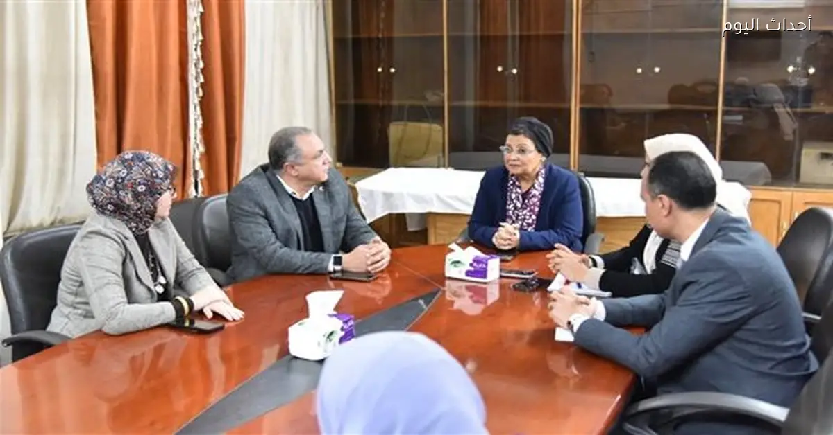نائب وزير الصحة يؤكد أهمية ولادة طبيعية آمنة للأسر الصحية