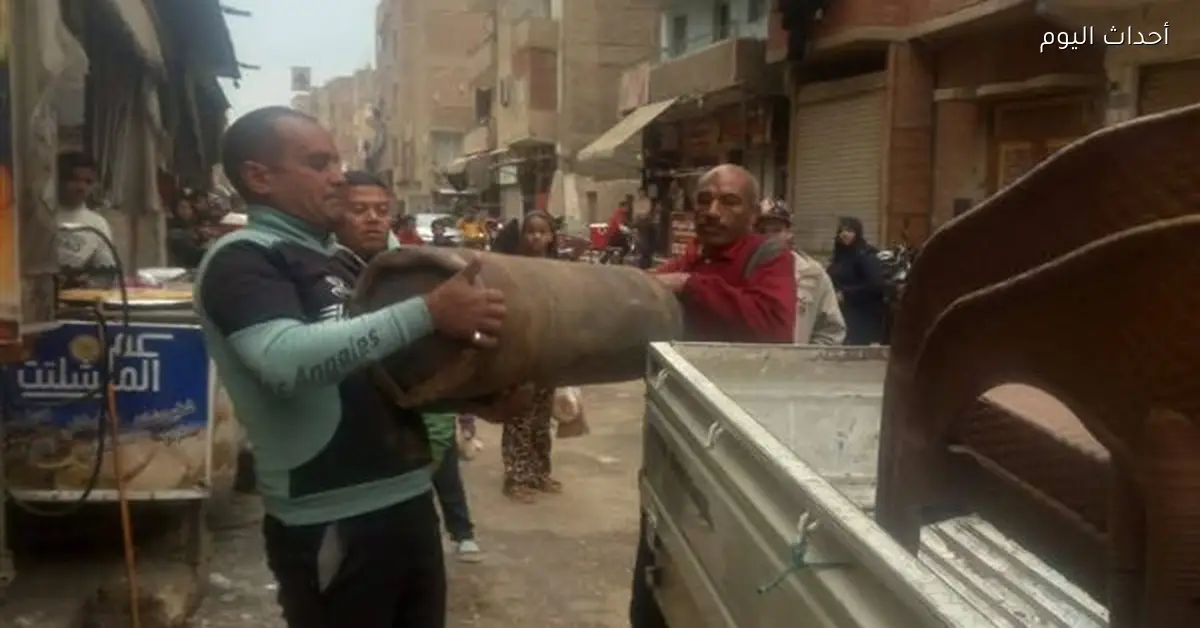 إزالة التعديات على أراضي الدولة في حي الأربعين