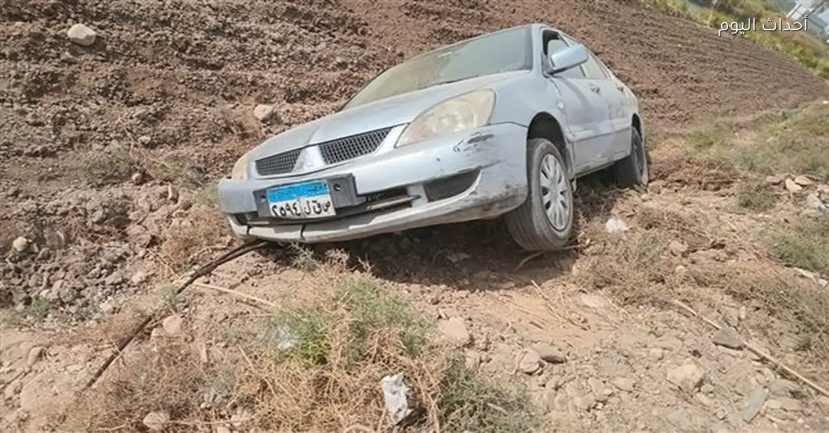 إصابة شخص إثر انقلاب سيارة في ترعة المعنا بقنا