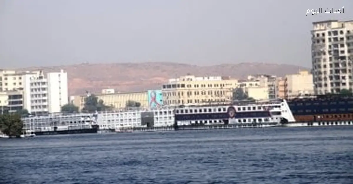 استئناف الملاحة النيلية والجوية في أسوان بعد استقرار الطقس
