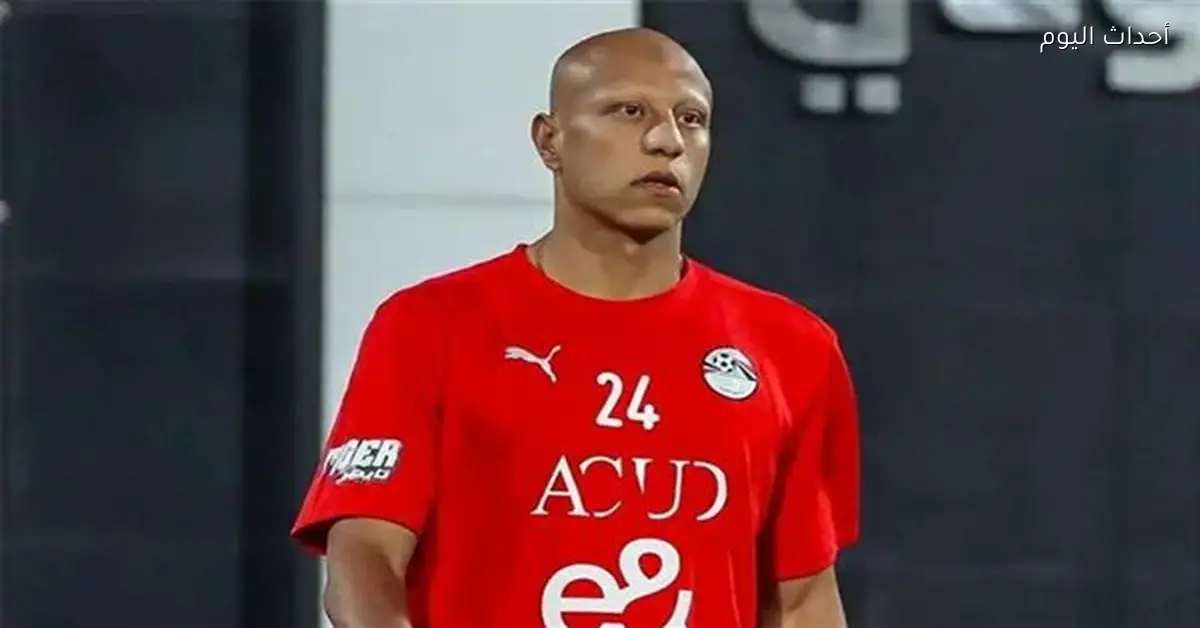 الاتحاد الليبي يتابع عمرو الجزار مدافع البنك الأهلي