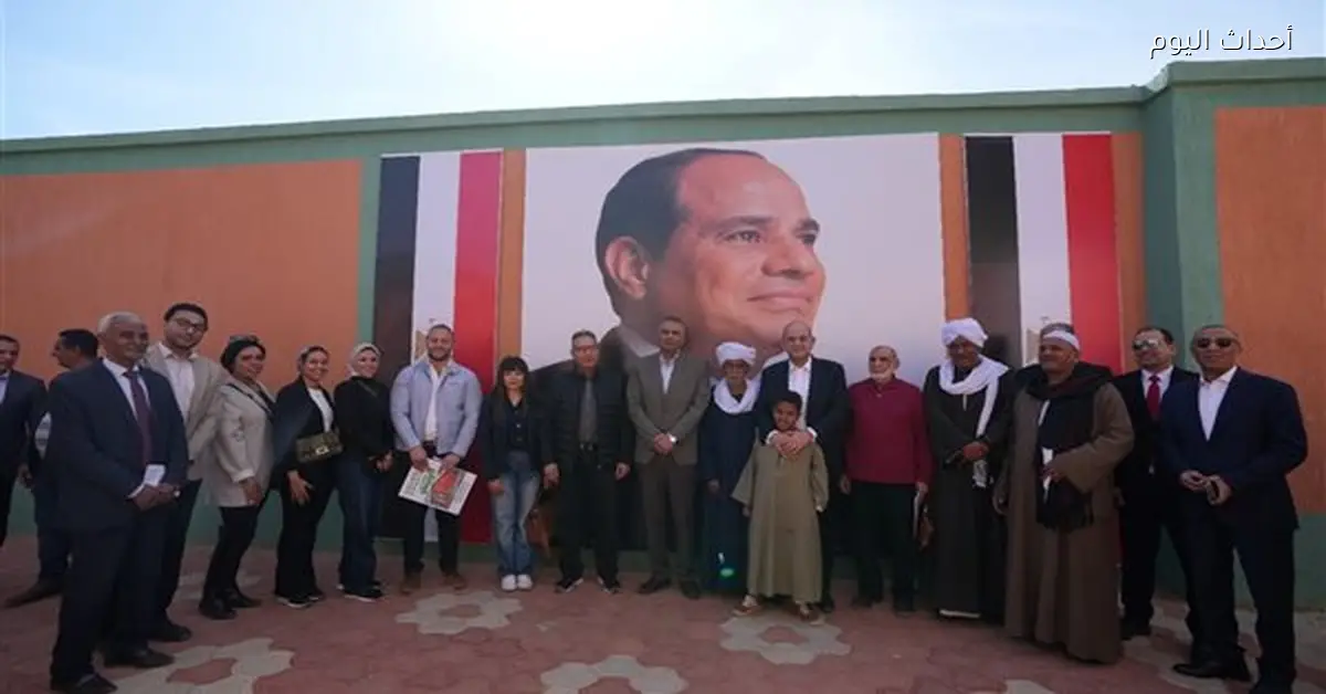 البنك الأهلي المصري يوزع بيوتاً ومشروعات صغيرة في أسوان