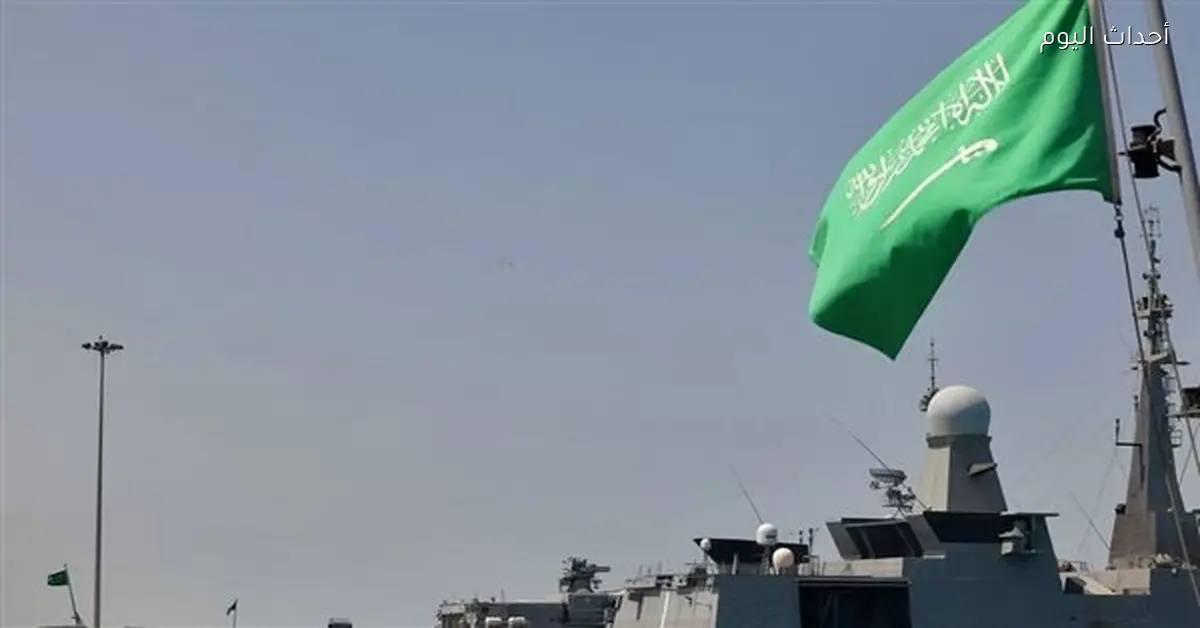 السعودية ت deploy قوات بحرية قرب سواحل اليمن لأسباب أمنية