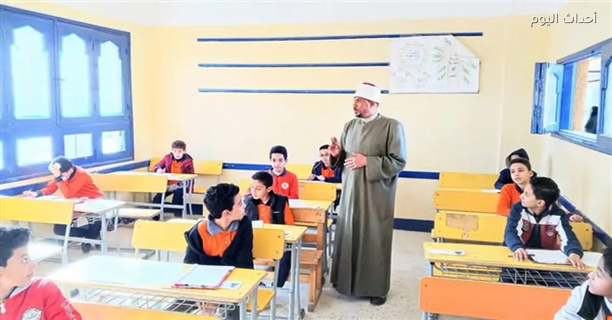 امتحانات الشهادتين الابتدائية والإعدادية تسير بانضباط في السويس