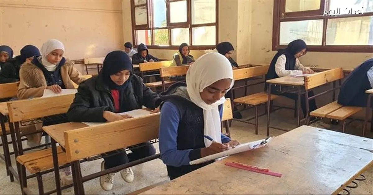 تأخير الورق ساعة يسبب أزمة في امتحانات الشهادة الإعدادية بالمرج