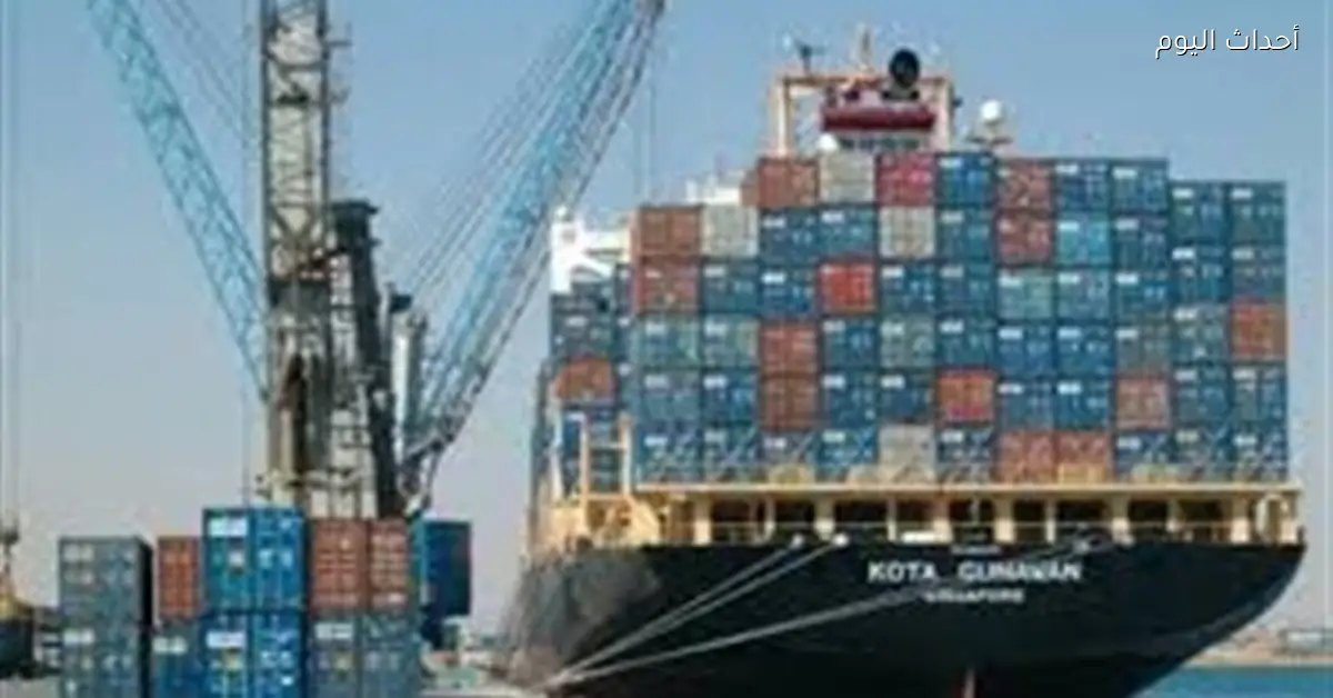 تداول 24 ألف طن و1080 شاحنة بموانئ البحر الأحمر