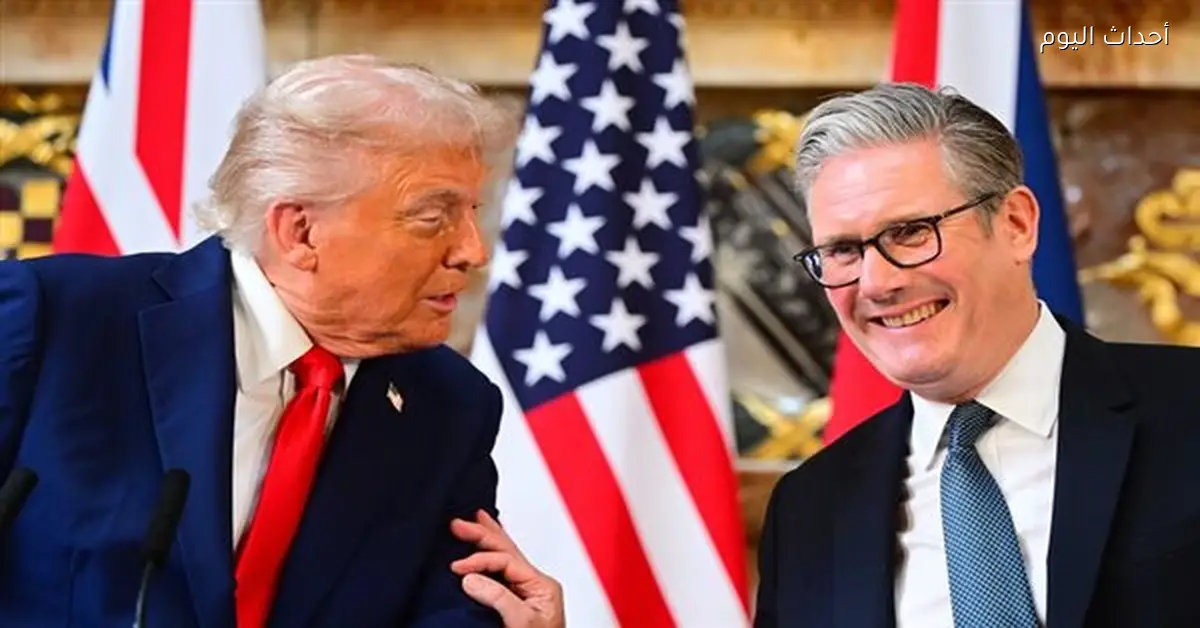 ترامب يقدم مقعداً في “مجلس السلام” بقطاع غزة لستارمر