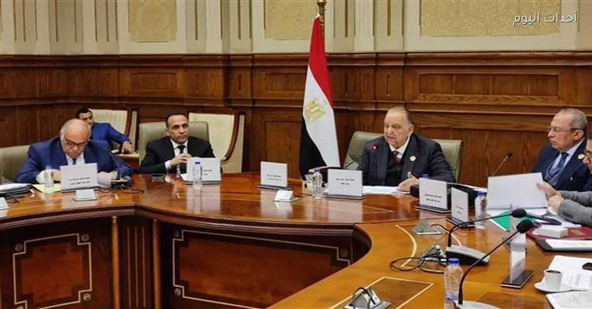 رئيس اقتصادية قناة السويس يستقبل سفير هولندا لبحث التعاون