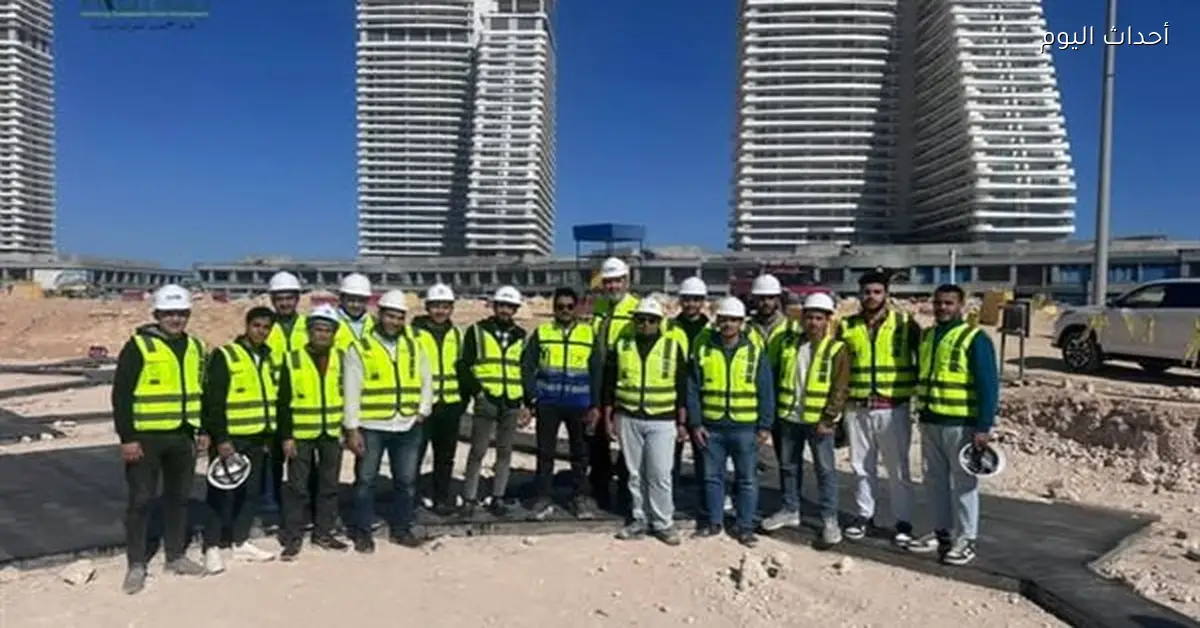 رئيس جهاز العلمين الجديدة يلتقي طلاب هندسة الأزهر بعد التدريب