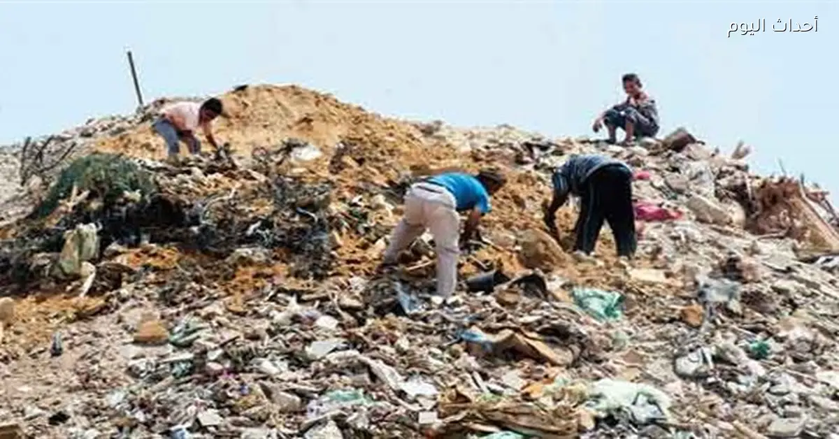 رفع 20 طنًا من المخلفات وتسهيل طريق العقب بقوص