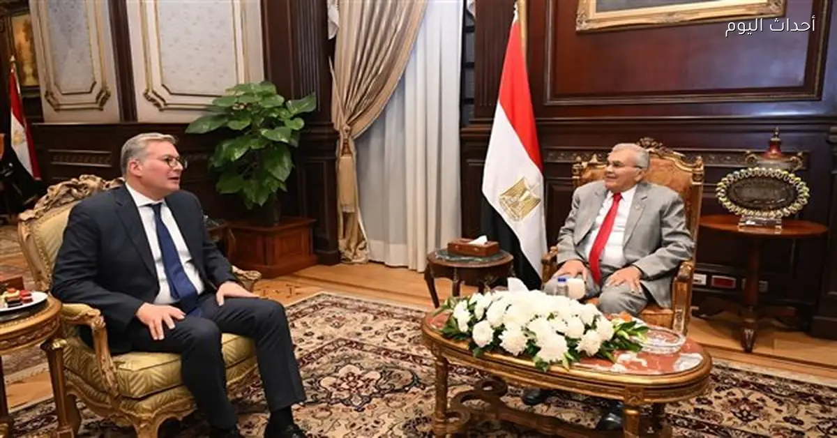 عصام فريد يؤكد التعاون مع وزارة البترول لدعم التنمية المستدامة