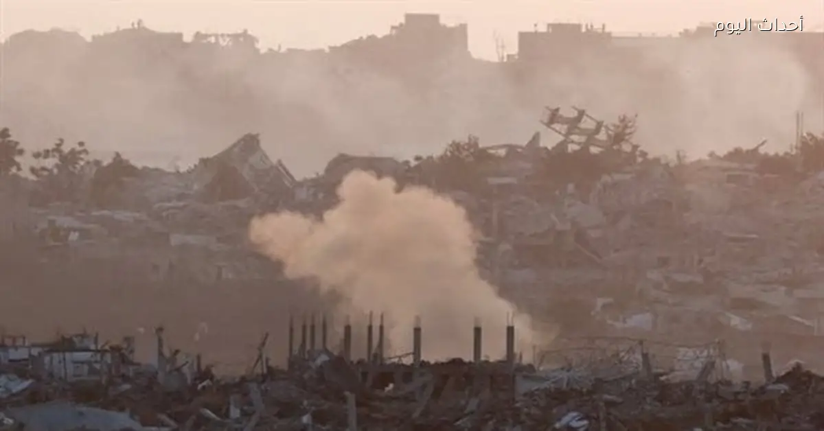 قصف طائرات الاحتلال منزلاً في مخيم البريج بقطاع غزة