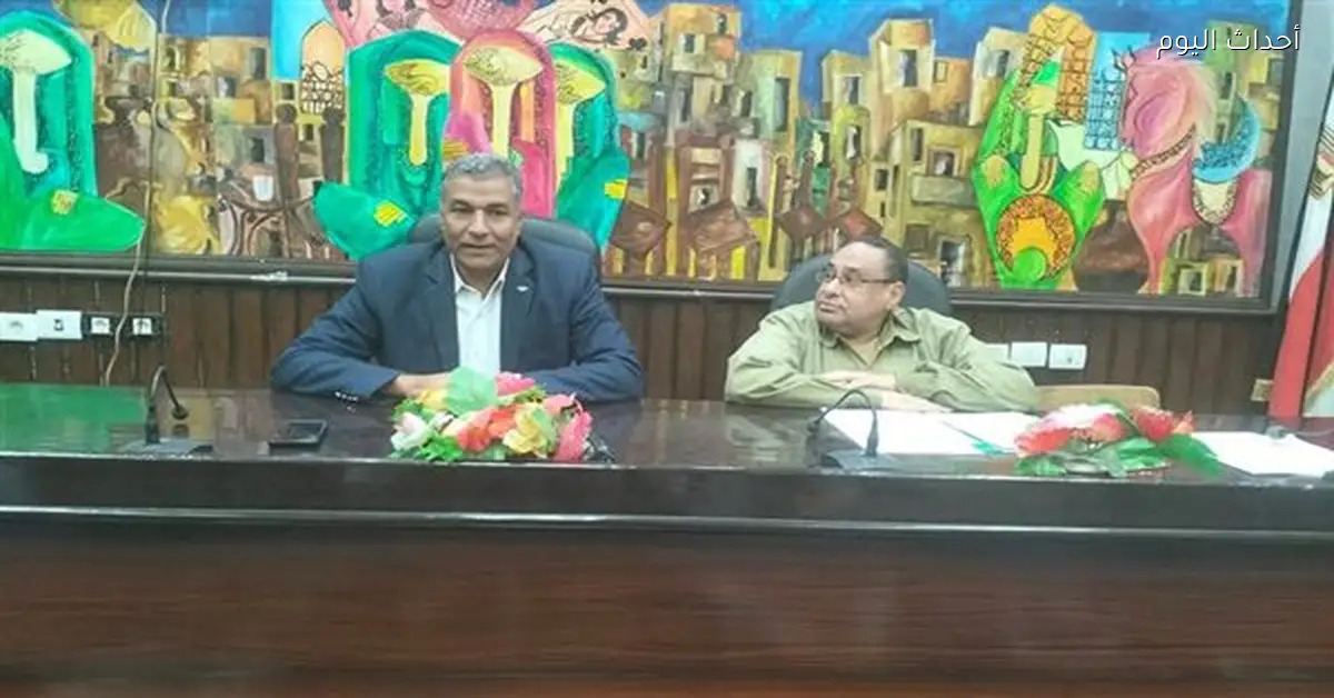 قوص تحيل طلبات المواطنين للجهات المعنية بسرعة