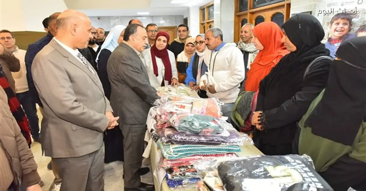 محافظ أسيوط يسلم مشروعات إنتاجية لدعم الأسر المحتاجة